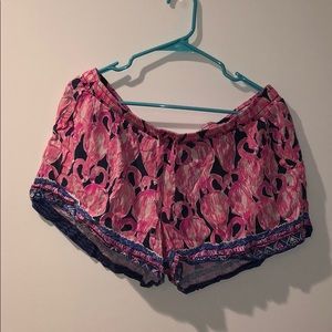 Cutest LIlly pulitzer shorts!